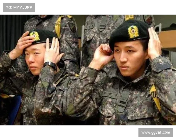 乌克兰批准犯参军,英雄身份背后的选择与争议(乌克兰兵役) 乌克兰批准犯参军,英雄身份背后的选择与争议(乌克兰兵役)